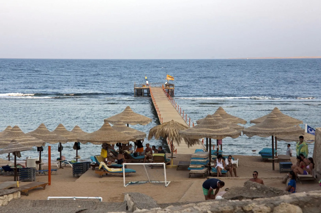 Tamra Beach Resort