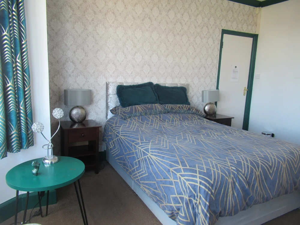 Captain Howey Hotel