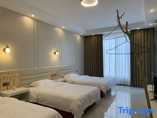 Narati opened the door Jianshan Residential English