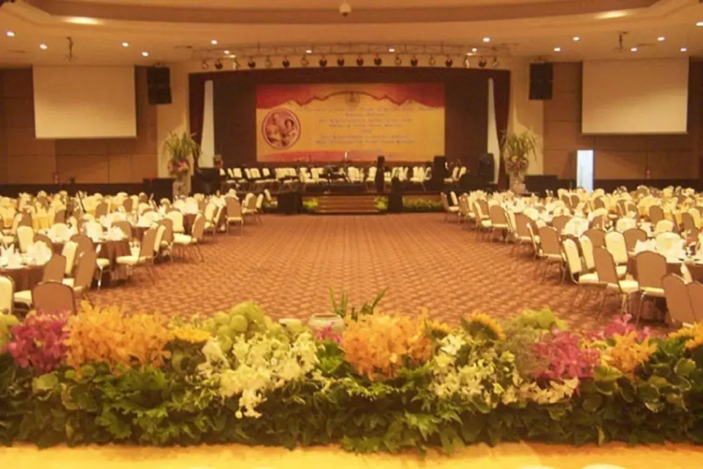 Grand Mandarin Betong Hotel