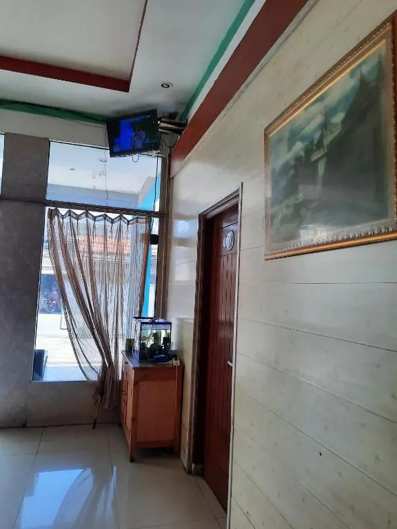 OYO 92470 Hotel Sahabat 2