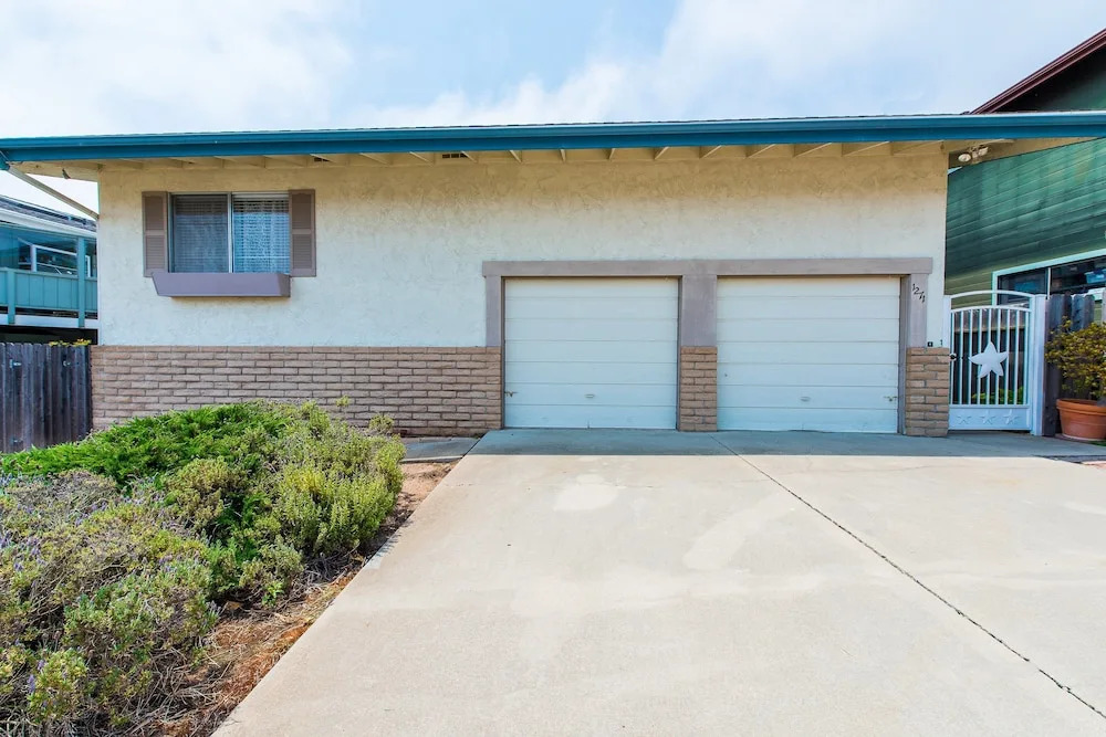 1271 Hillcrest House - 3 Br home by RedAwning