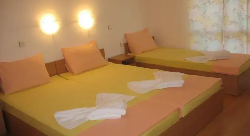 Sunshine Family Hotel