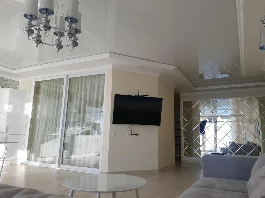 J.R Apartment in the sea