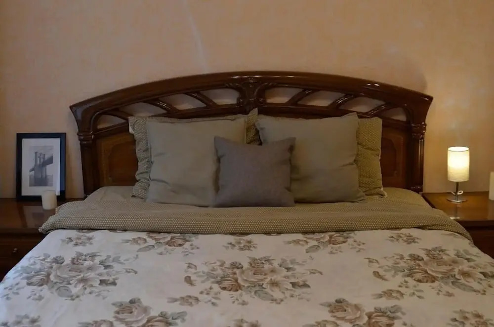 2-комнатные апартаменты с 1 спальней на ул. Комарова