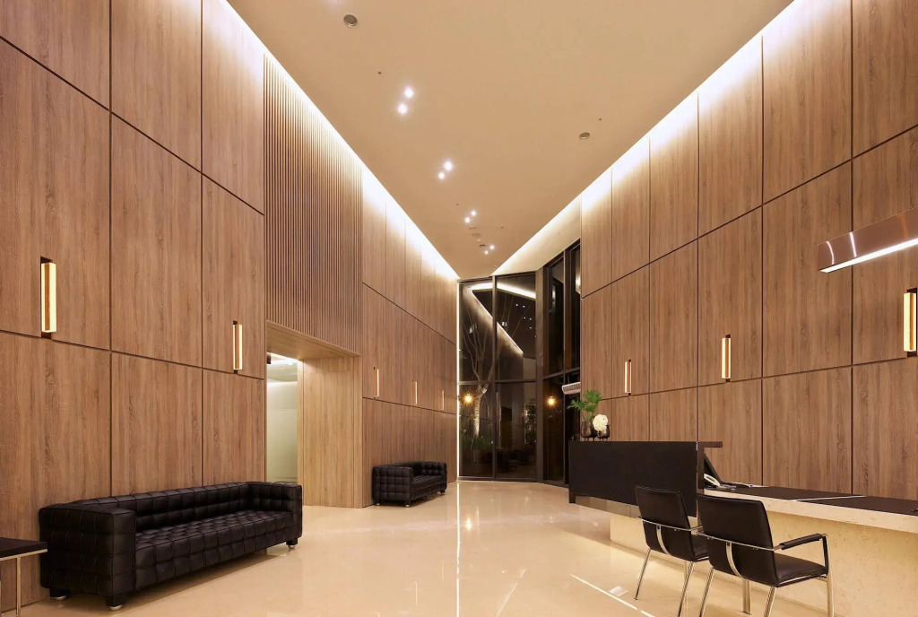 52 Hotel