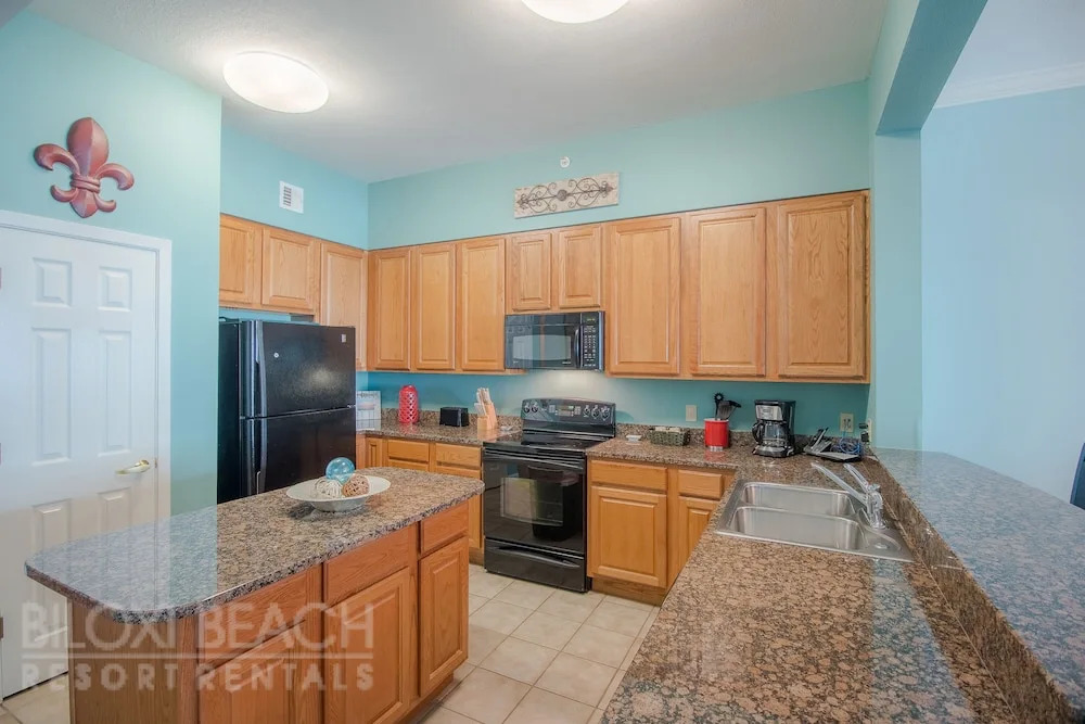 Legacy I 1303 Penthouse