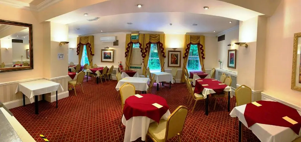 Haleys Hotel