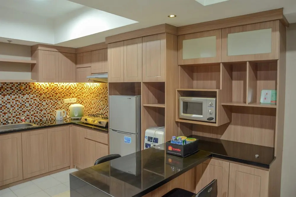 Strategic Location 2 Bedroom The Wave By Travelio