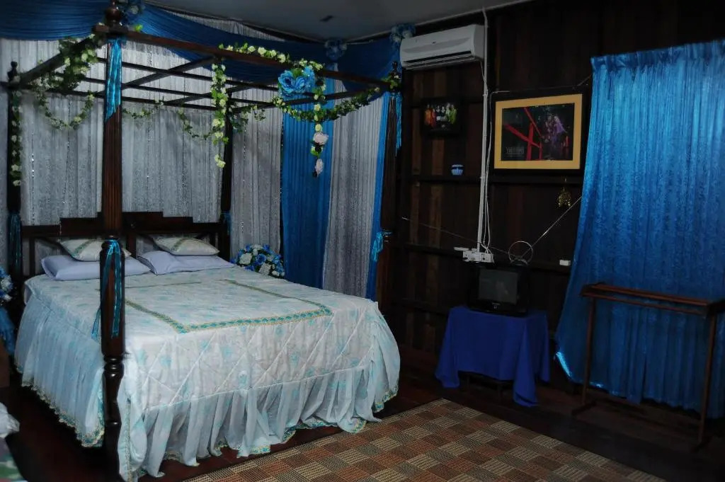Min House Camp