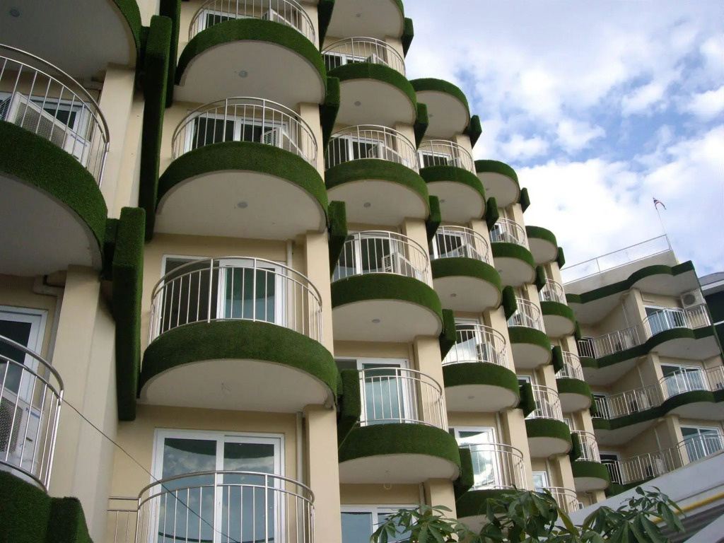 Cy Condo