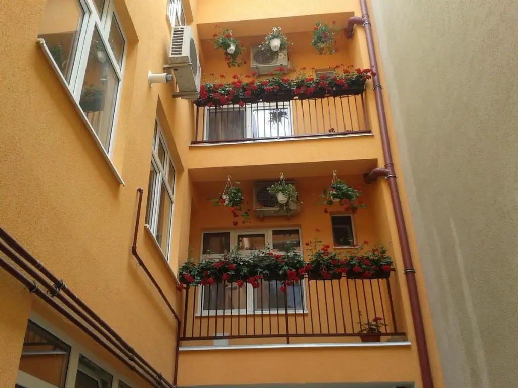 Vila Adriano