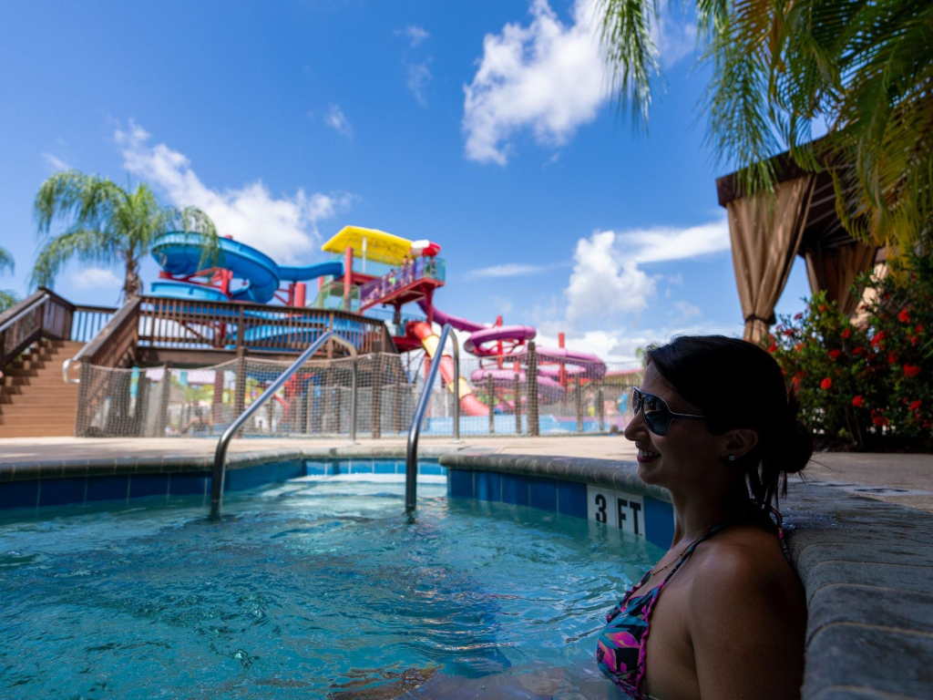 Ramada by Wyndham Flamingo Water Park
