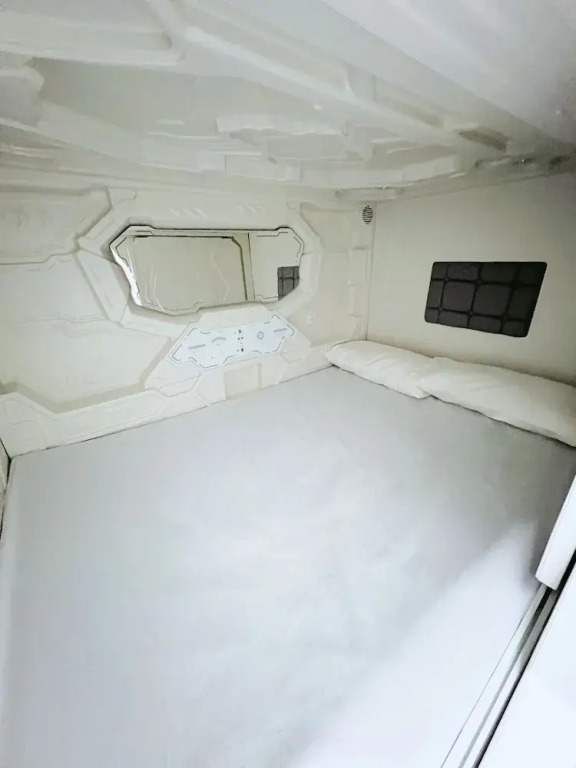 Hostel Space Capsule