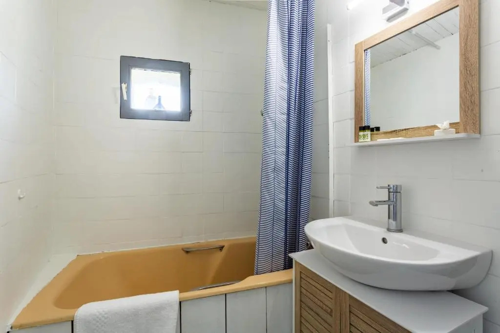 SAINT ALEXANDRE - Jolie maison atypique avec terrasse - 4 personnes