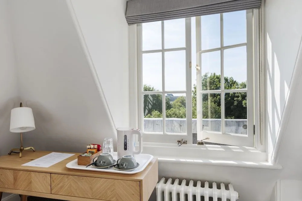 Admirals House by Maison Pierre
