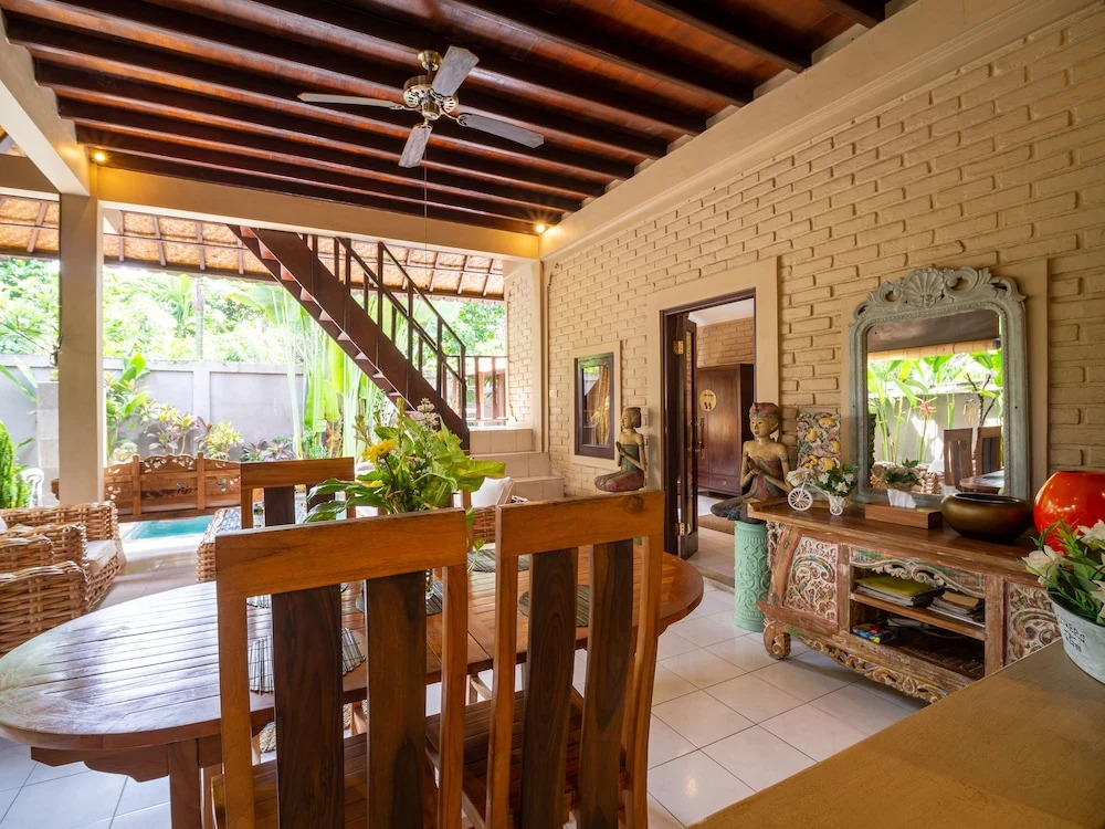 Enjoying Life Villa at Bintang