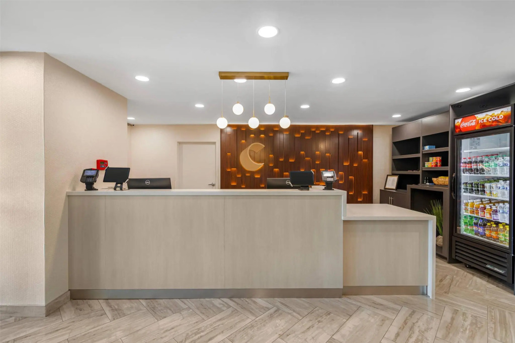 Comfort Inn & Suites Savannah Airport