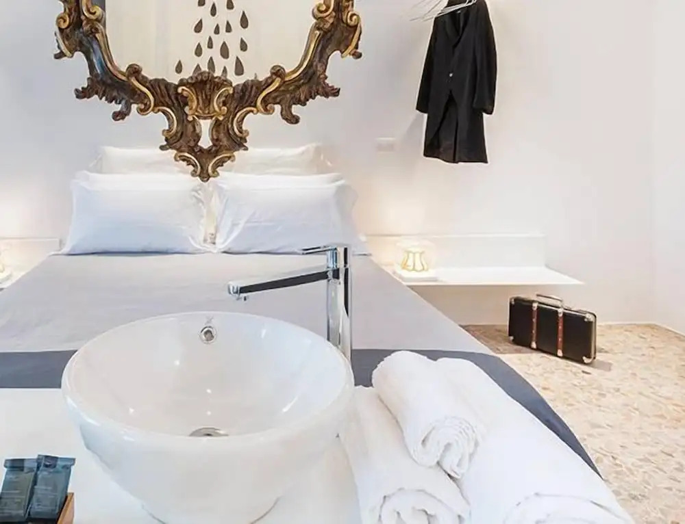 Boutique Rooms