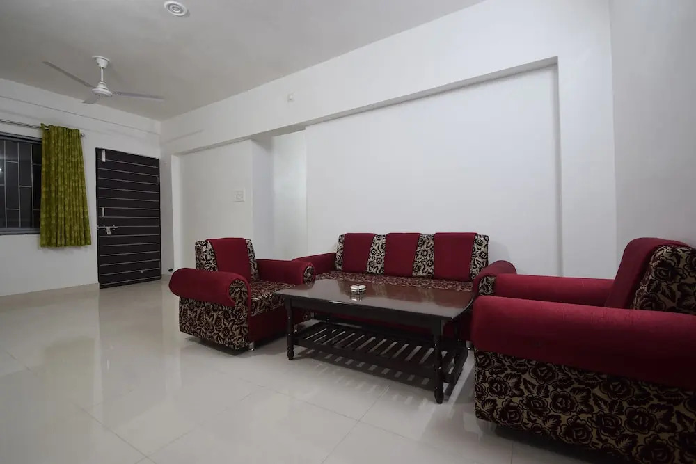 OYO 27814 Home Lavish 2bhk Bhuwana