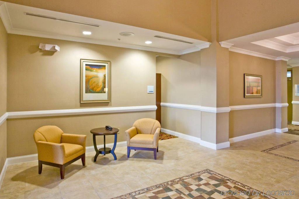 Holiday Inn Express Hotel & Suites Port St. Lucie West by IHG