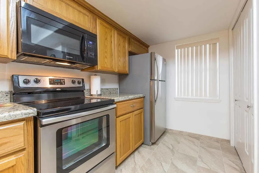Suntide Ii Condominiums