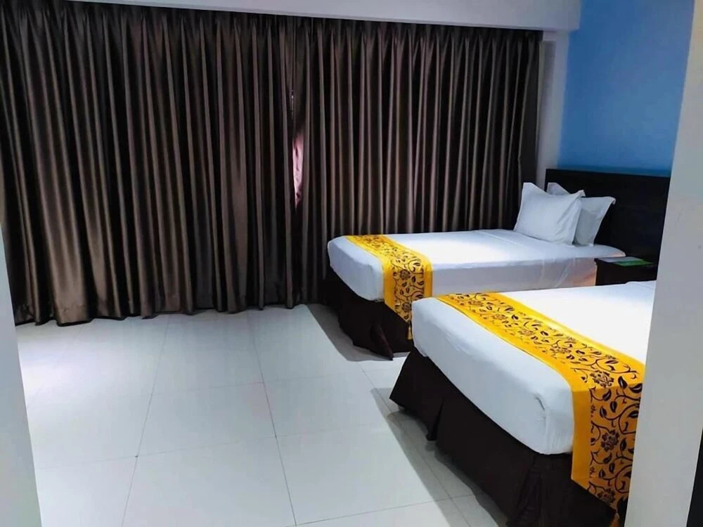 Panorama Summit Hotel