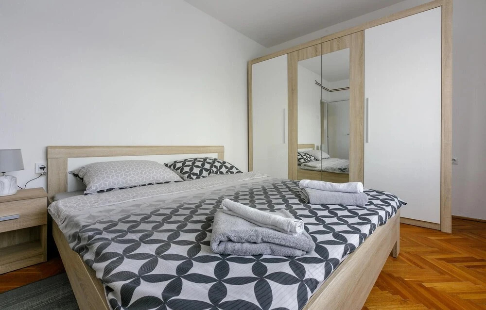 Amazing Apartment in Crikvenica With Wifi and 3 Bedrooms