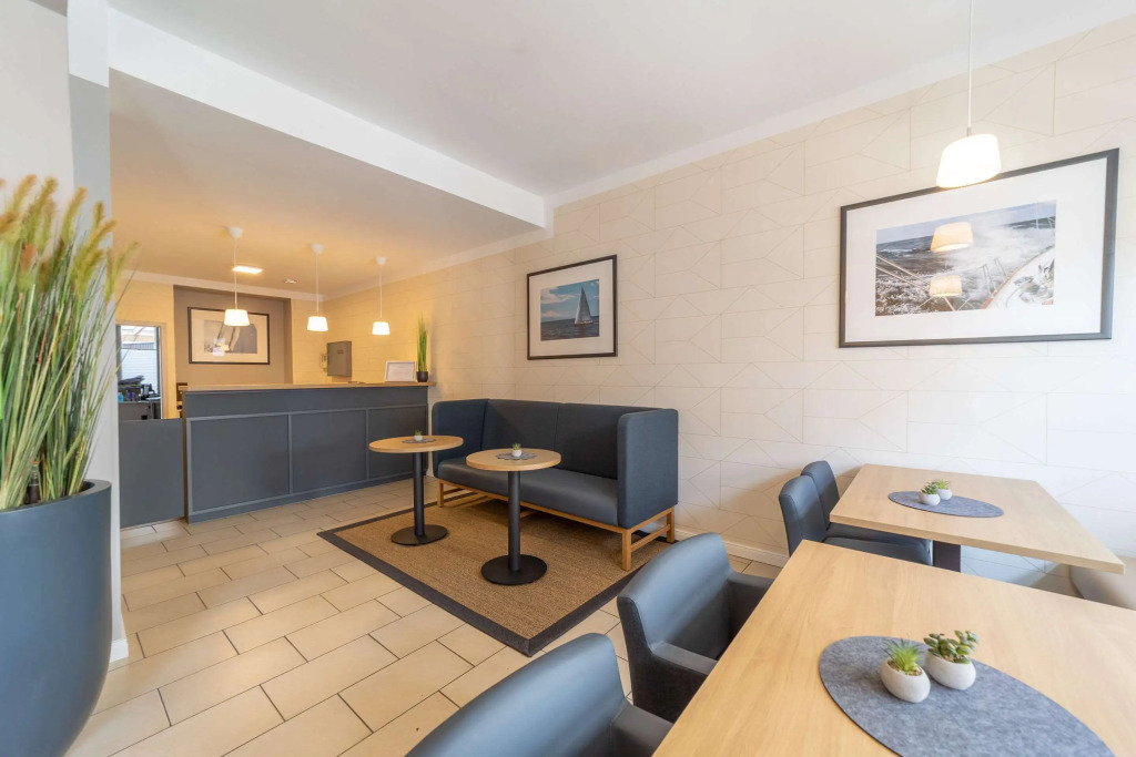 Comfort Hotel tom Kyle