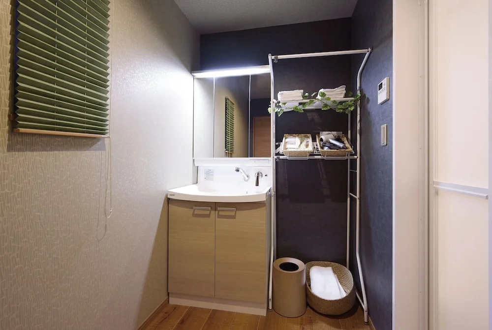Ixyz mori