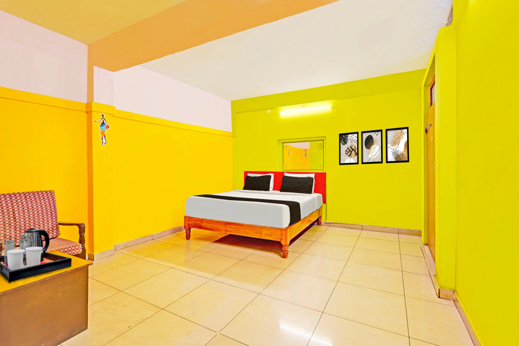 Super Hotel O Thavalakuppam Near Bus Stand