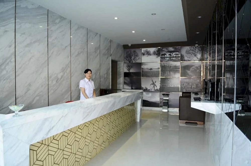 Chengdu Liruisi Hotel