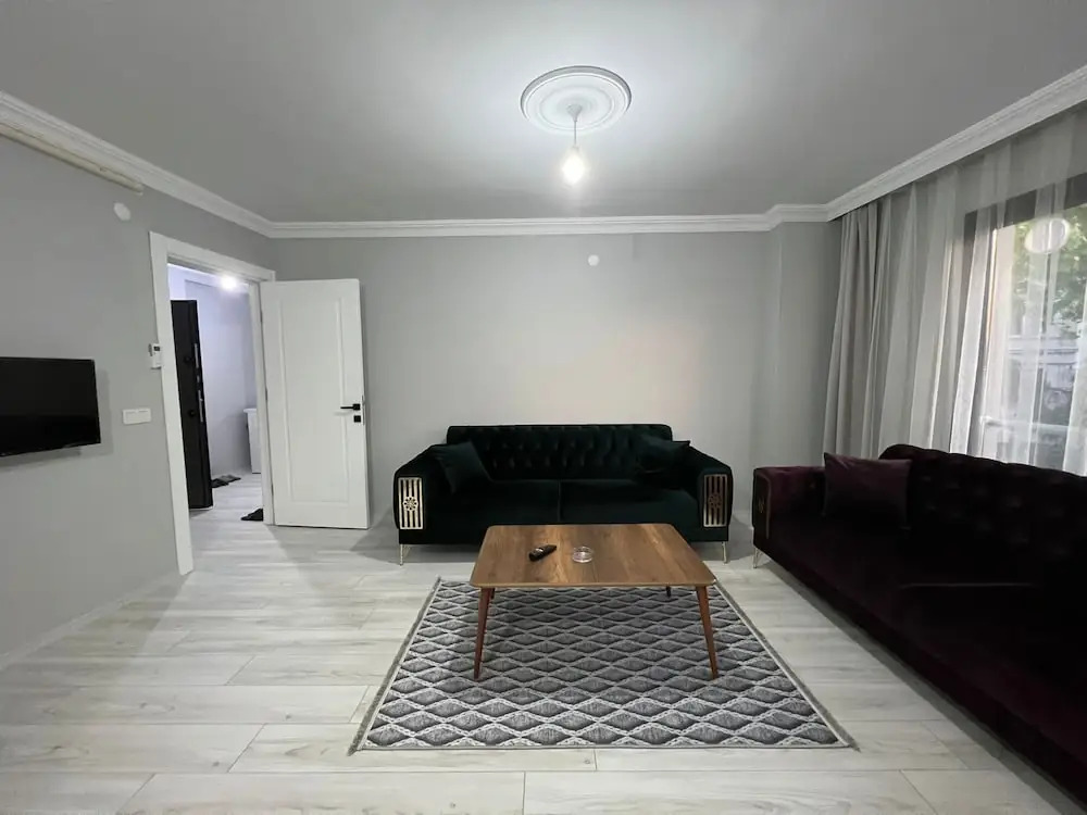 LOYA APARTMENTs