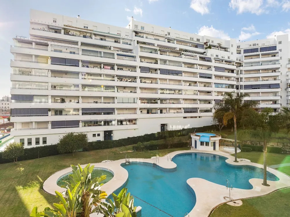 Pleasant Apartment in Marbella With Swimming Pool