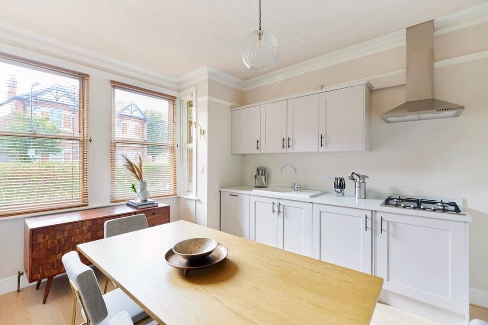 The West Ealing Escape - Glamorous 4bdr House With Patio