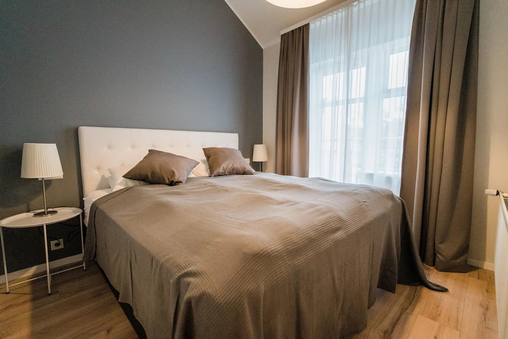 Baldur Apartments