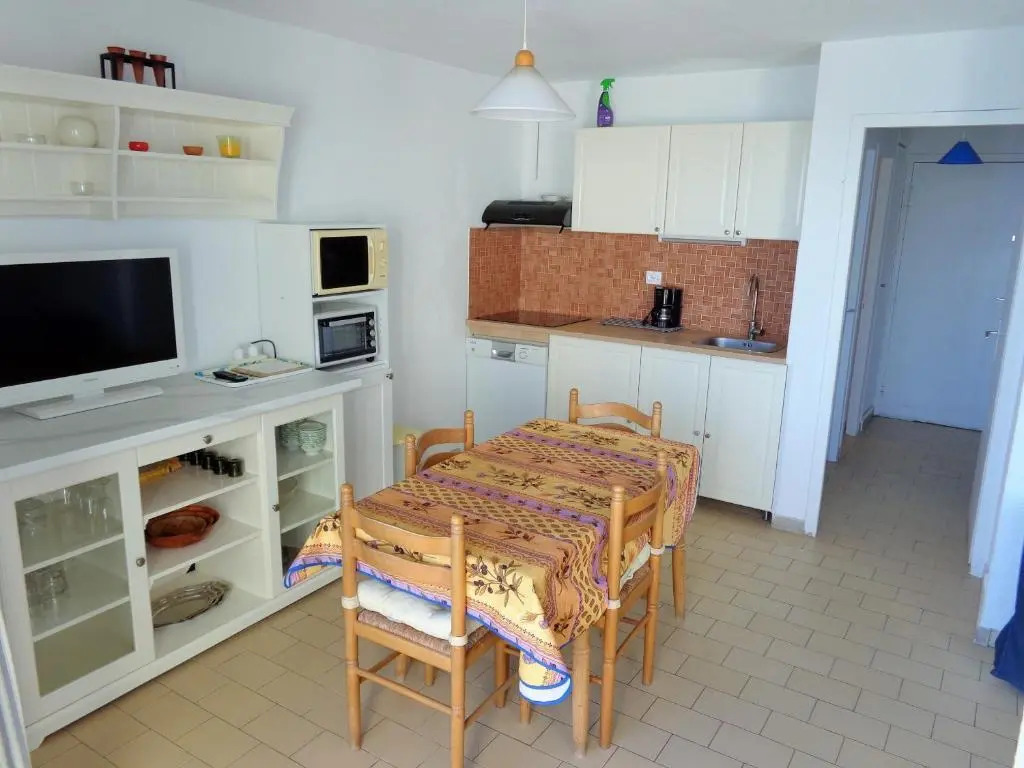 40 M², 1Ere Ligne Mer, Dernier Etage Avec Ascenseur