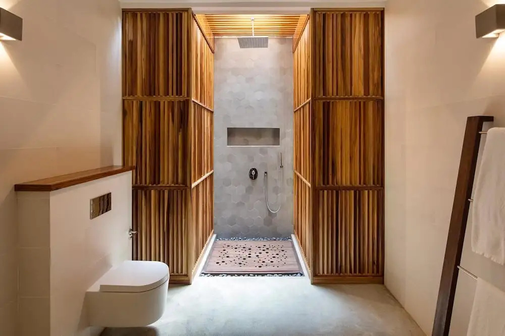 Luxury Beachfront Villa Akoya