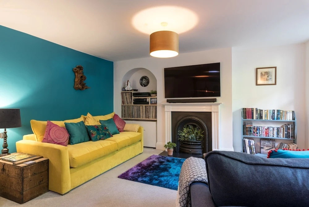 1 Bedroom Apartment Near Central Brighton