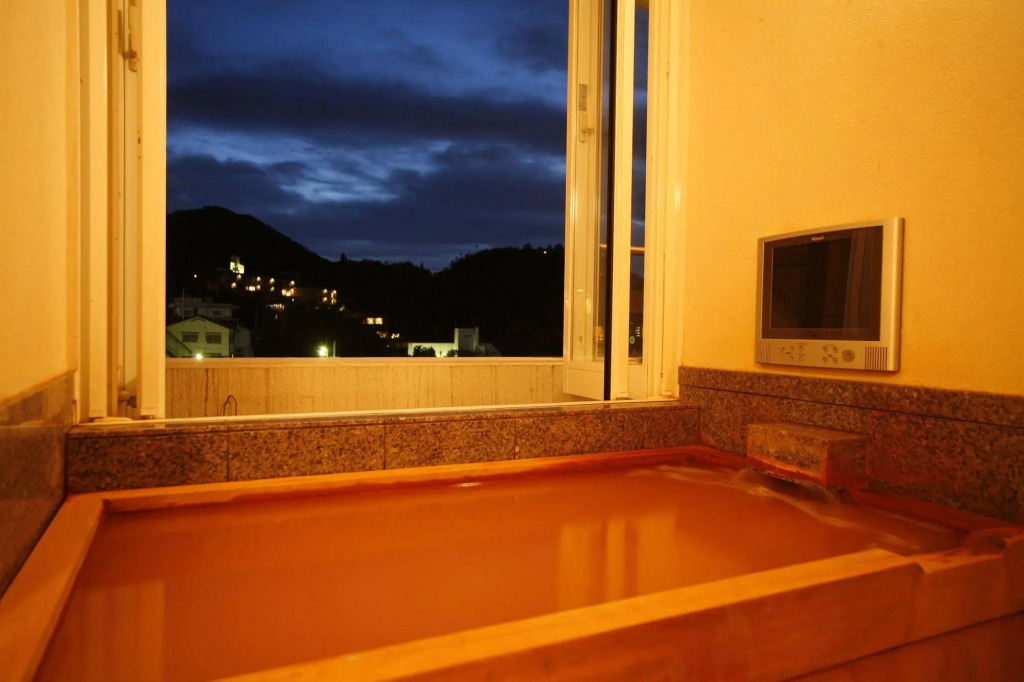 Arima Hot Spring Ryokan Hanamusubi