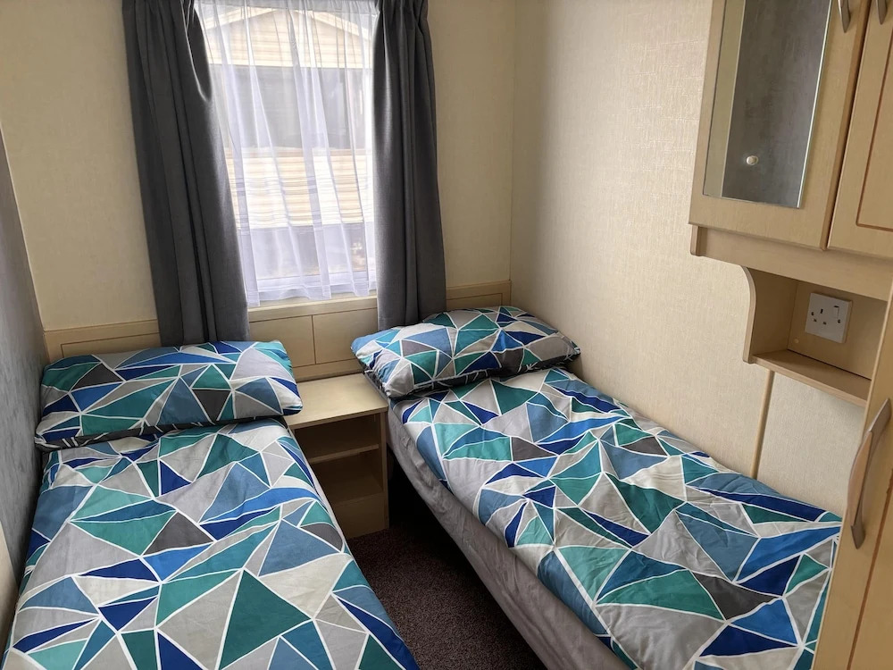 Lovely 2 Bedroom Static Caravan Brean, Somerset