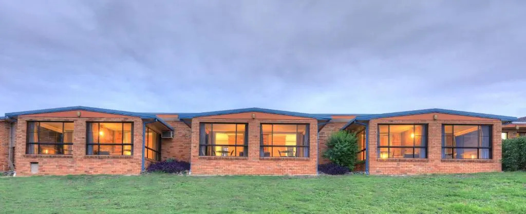 Jacaranda Motor Lodge