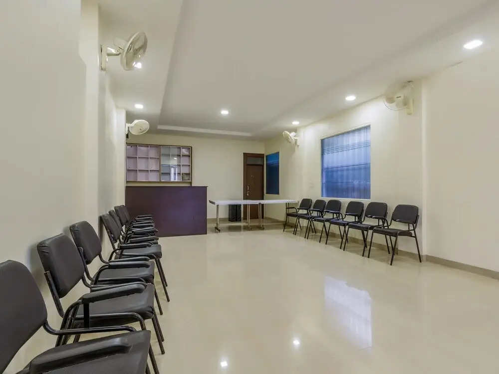 OYO 22349 Hotel Rainbow Inn