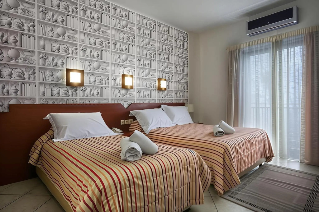 City Life Port Hotel