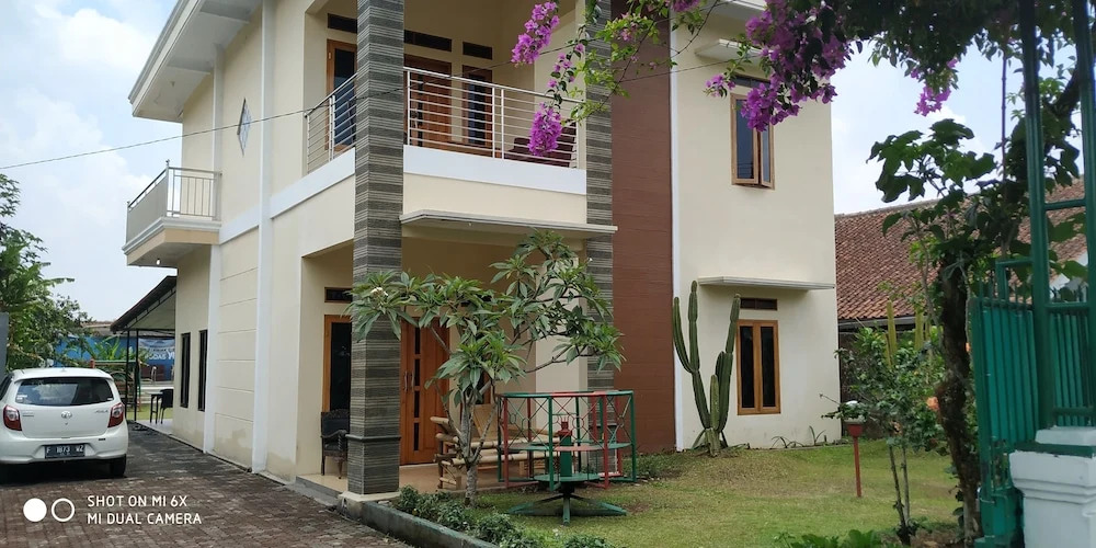 Villa Pribadi Beunying