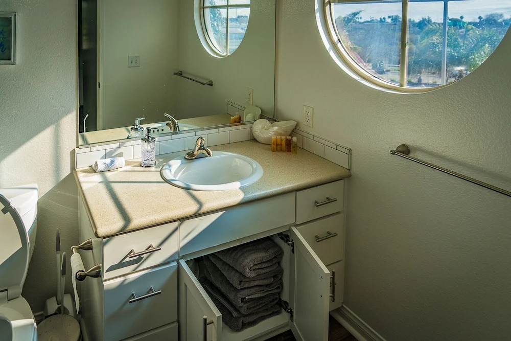Luxury Stay by SB Suites