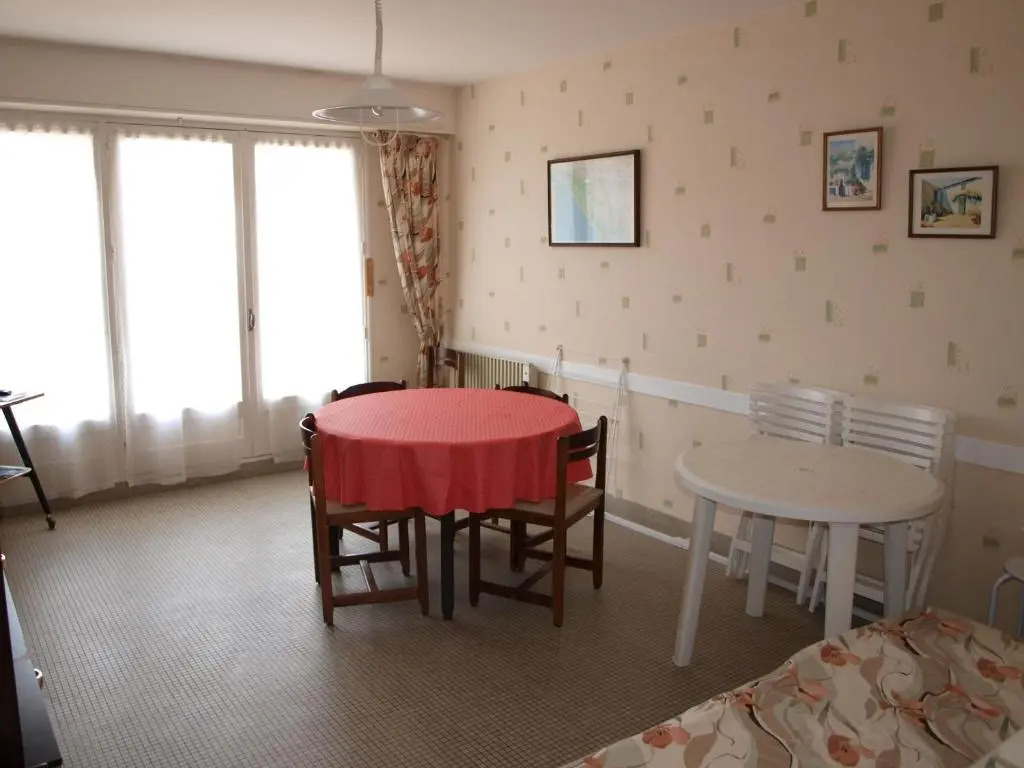 Appartement Saint-Jean-de-Monts, 2 pièces, 5 personnes - FR-1-323-98