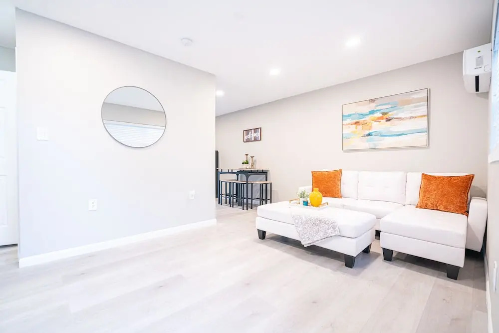 University Serenity Suites 14th