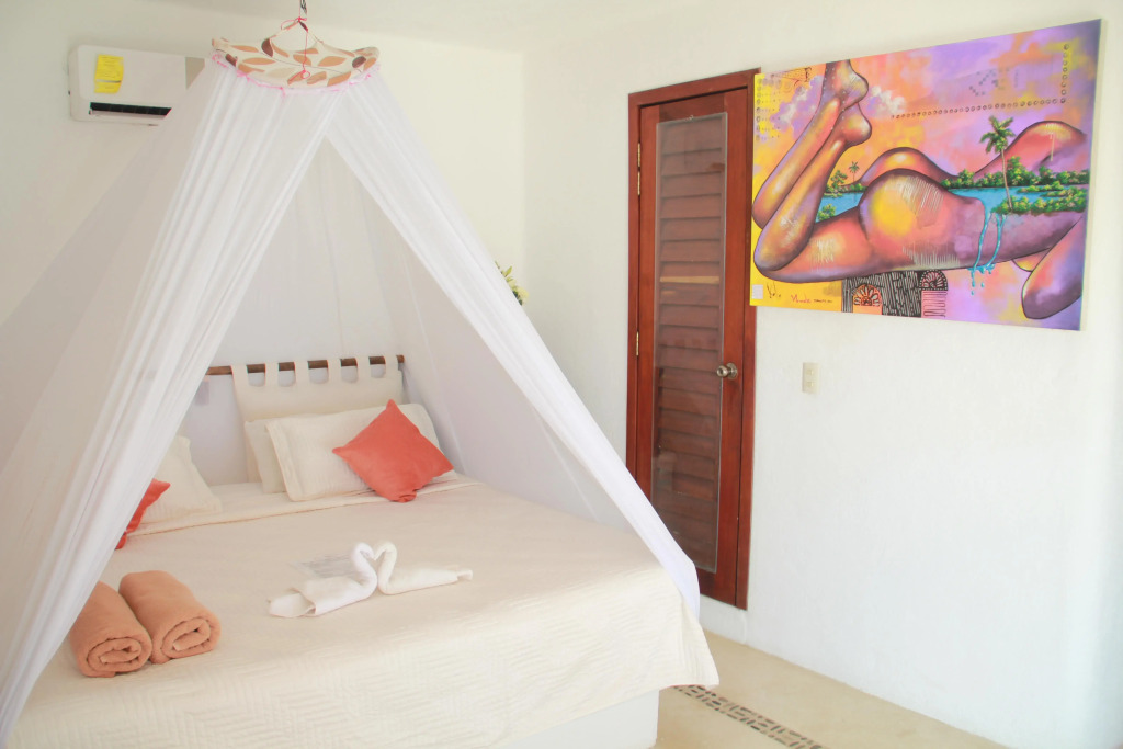 Hotel Nude Zipolite & beach club