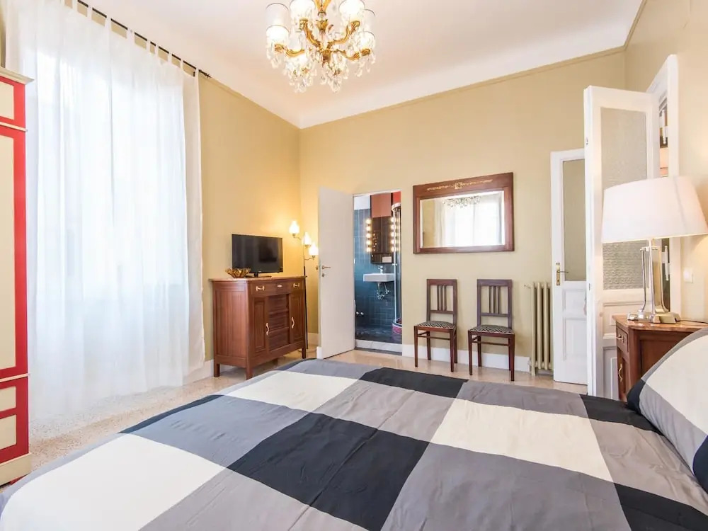 RSH Trastevere Bright Enchanting Apartment